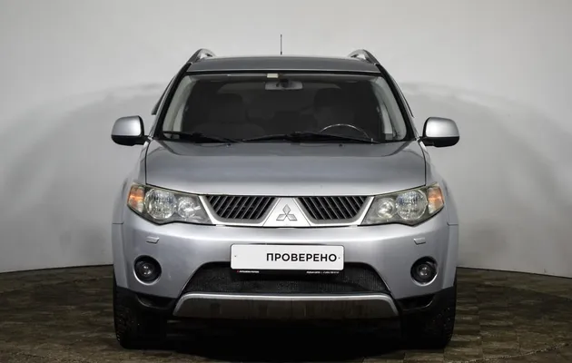 Mitsubishi Outlander, фото №2