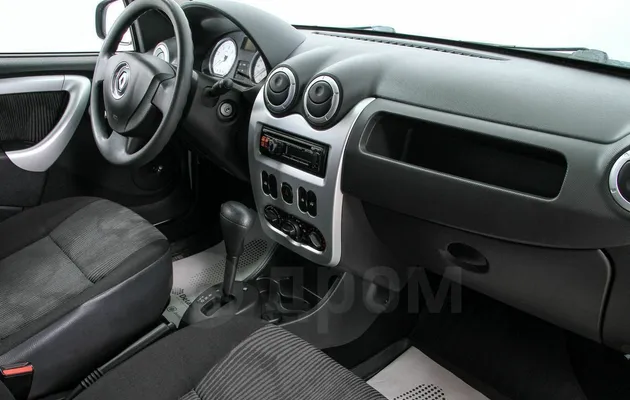 Renault Sandero, фото №12