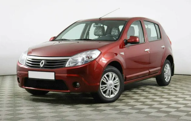 Renault Sandero 1.6 Автомат, фото №1