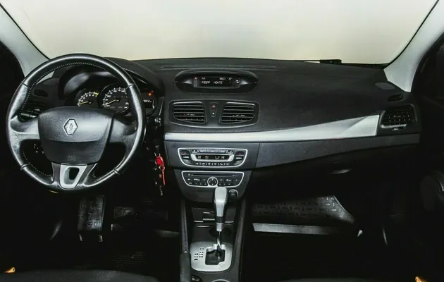 Renault fluence, фото №7