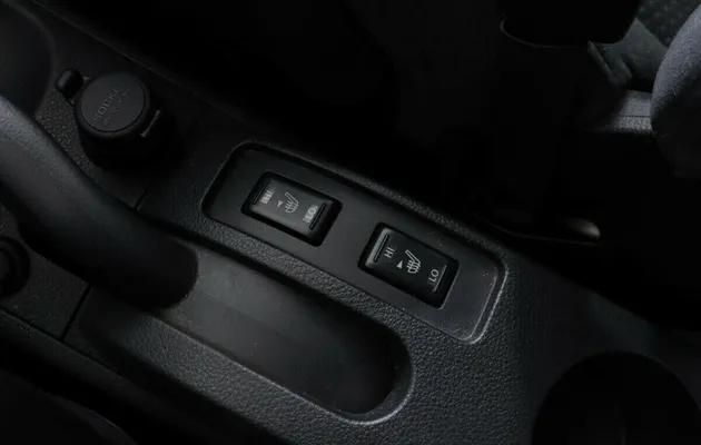 Nissan Tiida I Рестайлинг, фото №8