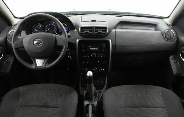 Nissan Terrano III (D10), фото №5