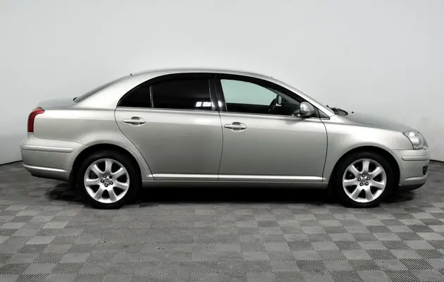 Toyota Avensis, фото №4