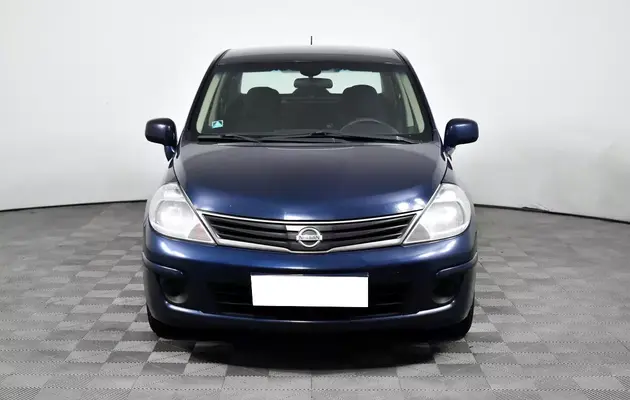 Nissan Tiida, фото №2