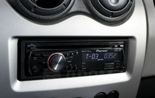 Renault Sandero, фото №8