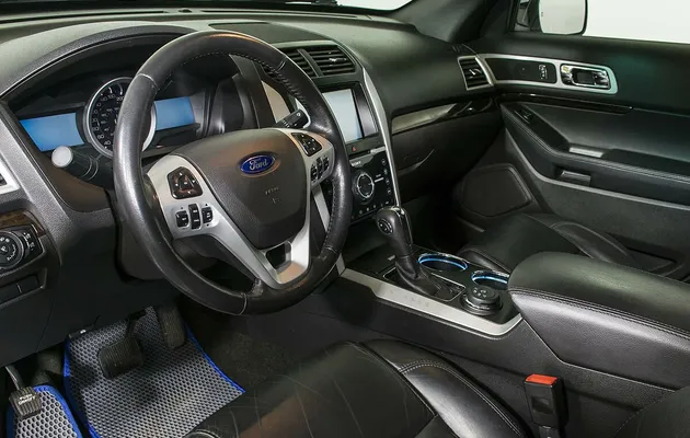 Ford Explorer, фото №11
