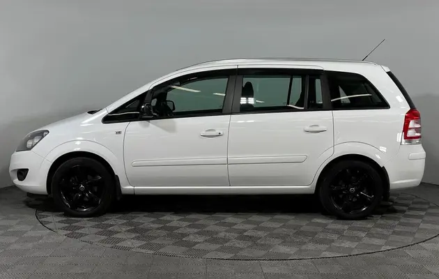 Opel Zafira, фото №8