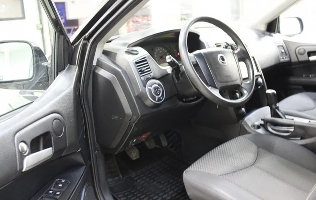 SsangYong Kyron I Рестайлинг, фото №8