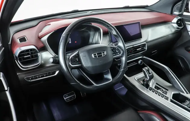 Geely Coolray, фото №10