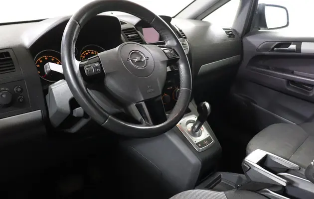 Opel Zafira, фото №14