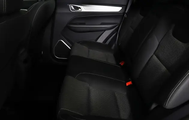 Geely Emgrand X7, фото №16
