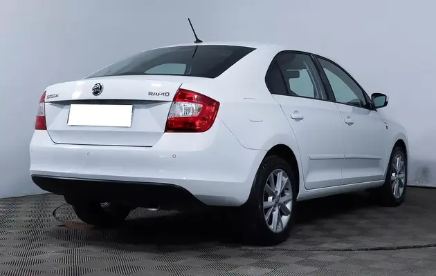 Skoda Rapid, фото №4