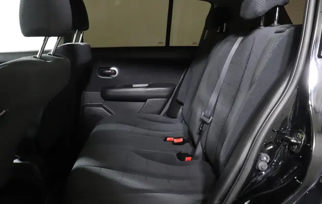 Nissan Tiida, фото №10