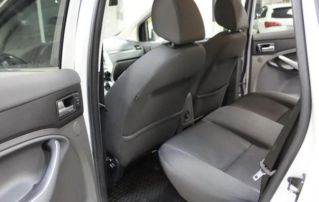 Ford Kuga, фото №7