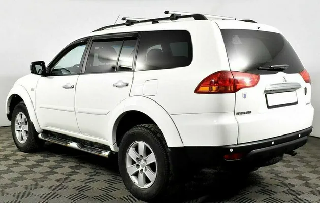 Mitsubishi Pajero Sport 3.0 Автомат, фото №3