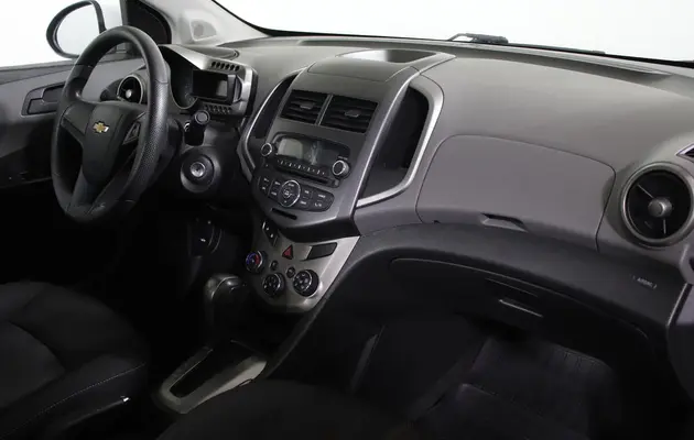 Chevrolet Aveo, фото №9