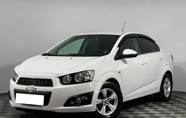 Chevrolet Aveo, фото №1