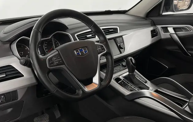 Geely Atlas, фото №13