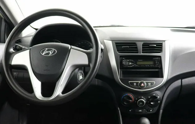Hyundai Solaris 1.4 Автомат, фото №8