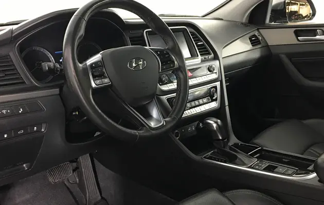 Hyundai Sonata, фото №16