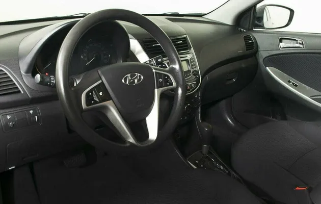 Hyundai Solaris 1.6 Автомат, фото №10