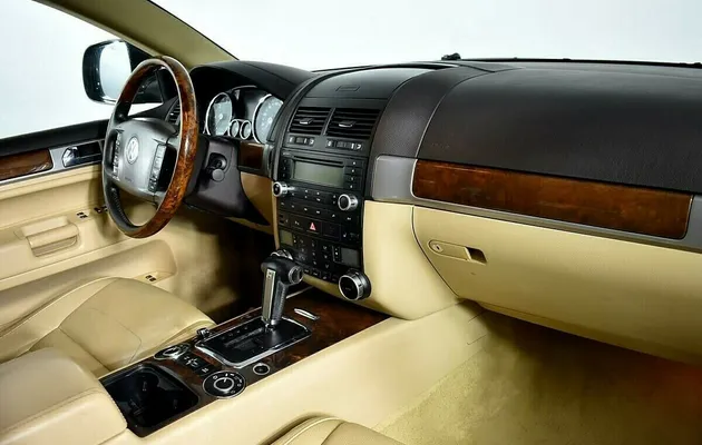 Volkswagen Touareg I Рестайлинг, фото №5