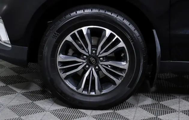 Geely Emgrand X7, фото №20