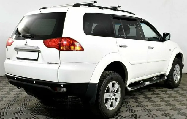 Mitsubishi Pajero Sport 3.0 Автомат, фото №4