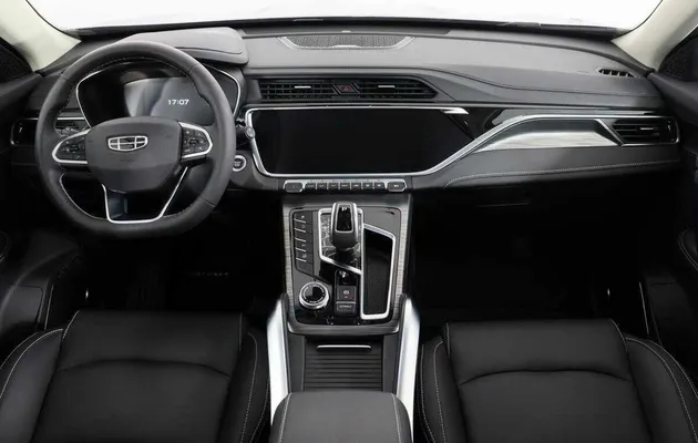 Geely atlas pro робот 2021 с пробегом 8 100 км, фото №4