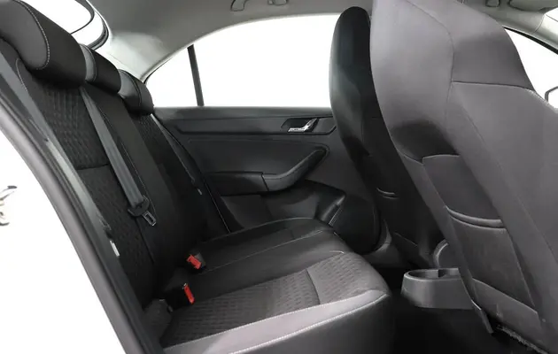 Skoda Rapid, фото №10