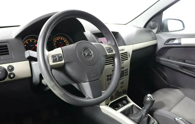 Opel Astra H Рестайлинг, фото №8