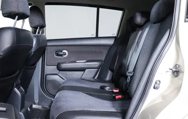 Nissan Tiida, фото №12