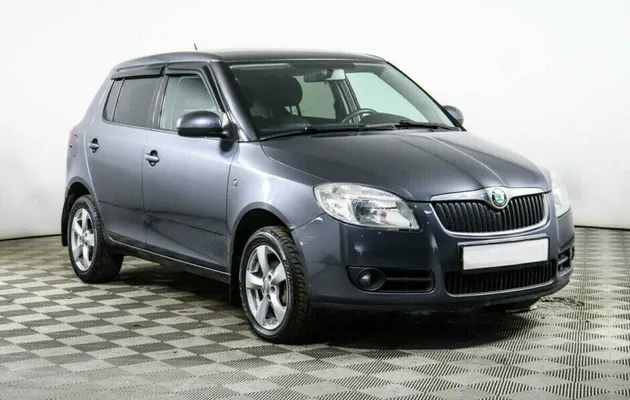 Skoda Fabia 1.6 Автомат, фото №2