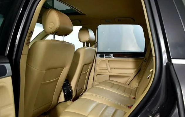 Volkswagen Touareg I Рестайлинг, фото №6