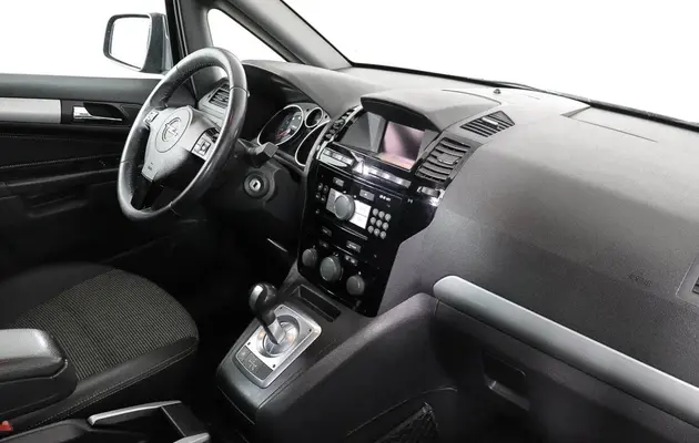 Opel Zafira, фото №7