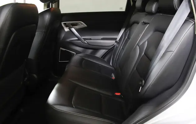 Geely Atlas, фото №10