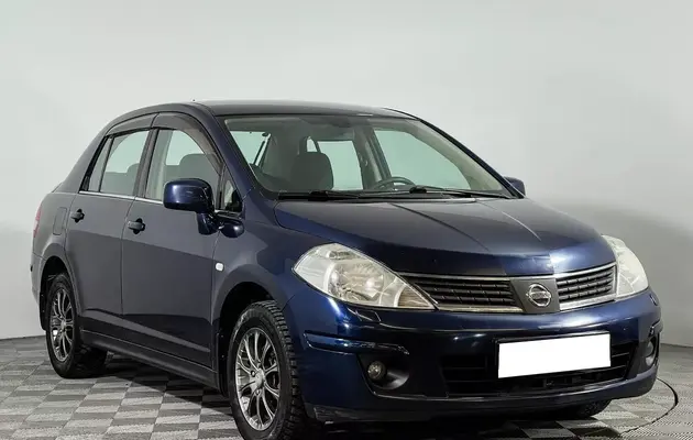 Nissan Tiida, фото №3