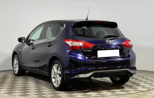 Nissan Tiida, фото №7
