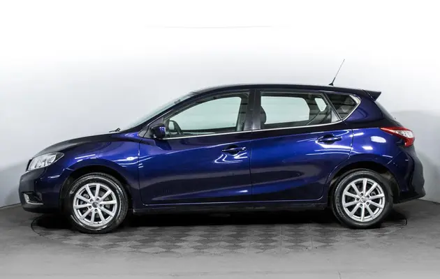 Nissan Tiida, фото №8