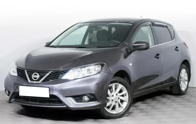 Nissan Tiida, фото №1