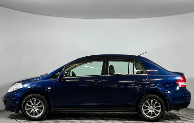 Nissan Tiida, фото №8