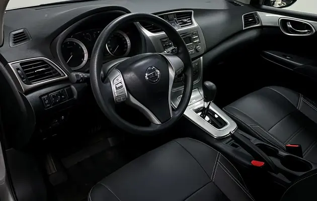 Nissan Tiida, фото №9
