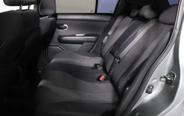 Nissan Tiida, фото №10