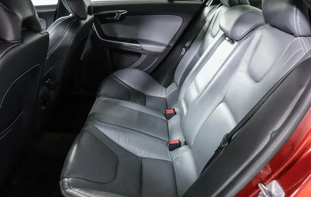 Volvo S60 II Рестайлинг, фото №6