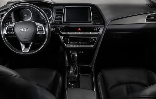 Hyundai Sonata, фото №11