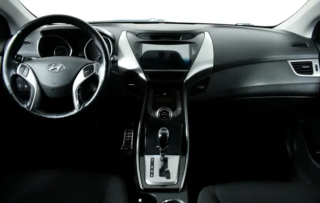 Hyundai Elantra, фото №11