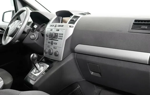 Opel Zafira B Рестайлинг, фото №7