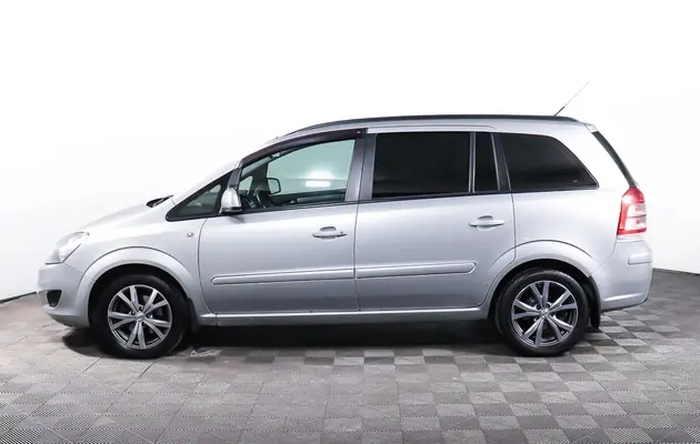 Opel Zafira, фото №8