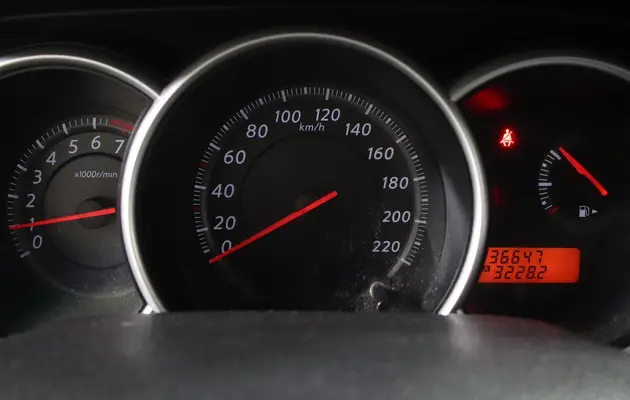 Nissan Tiida, фото №11
