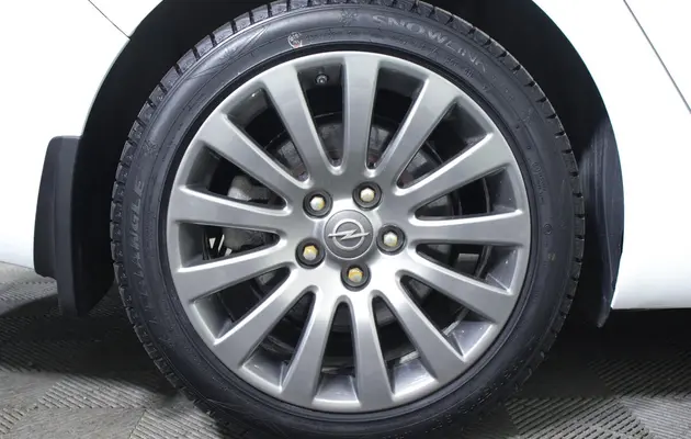Opel Insignia, фото №15